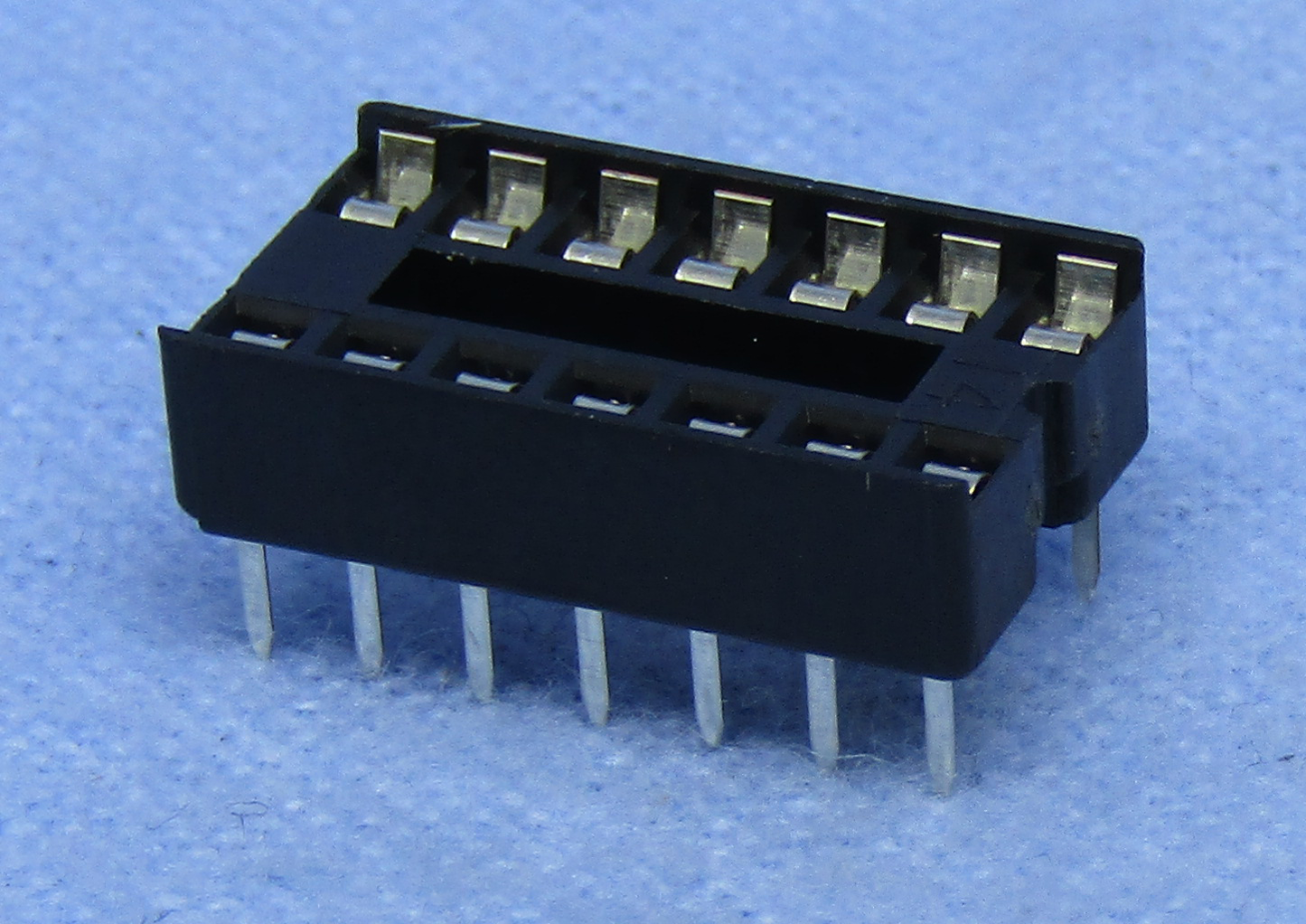 lkg_70-4614